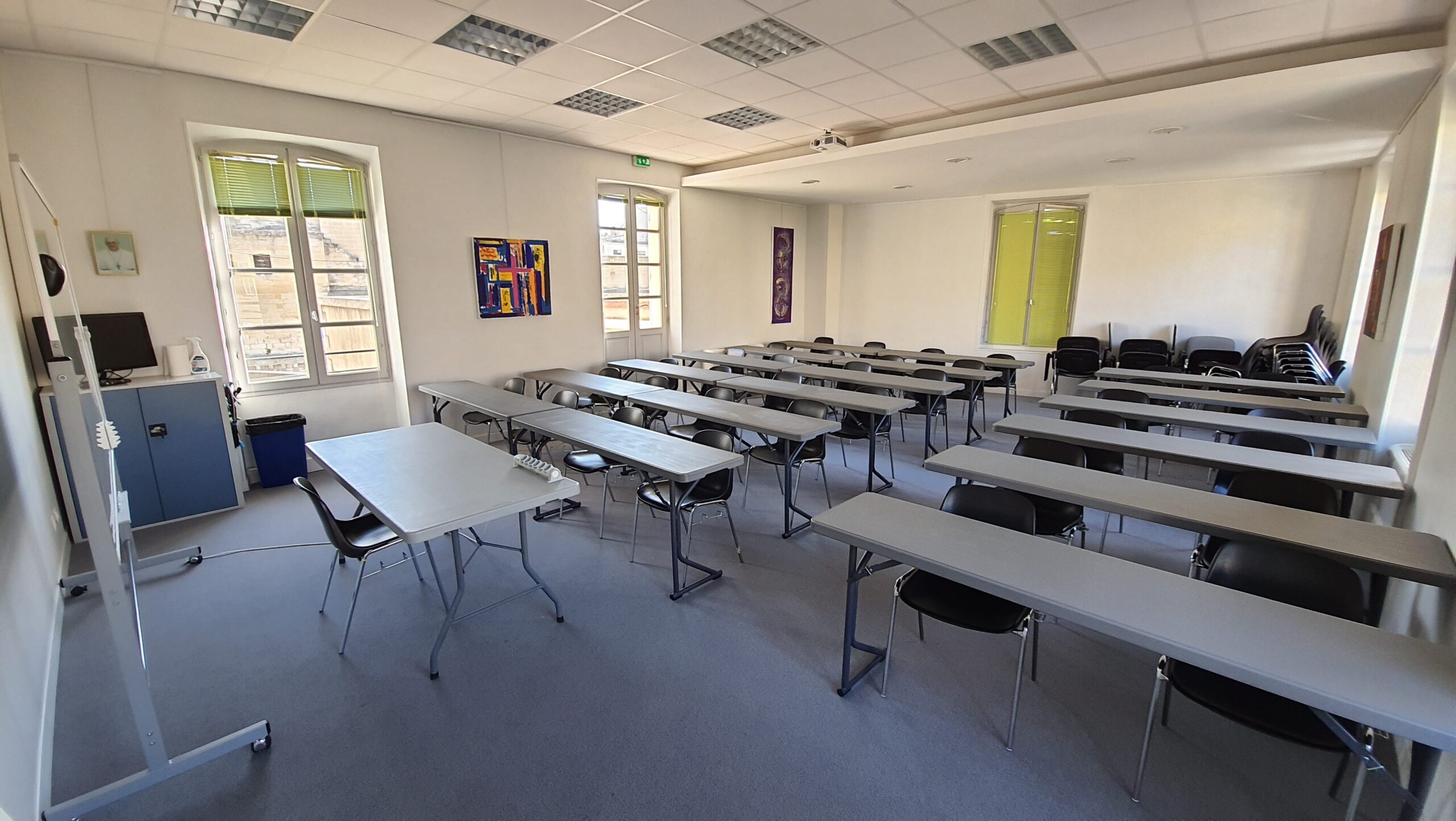 salle_ste_anne_tables_ecole_183_x_46_-_36_pers
